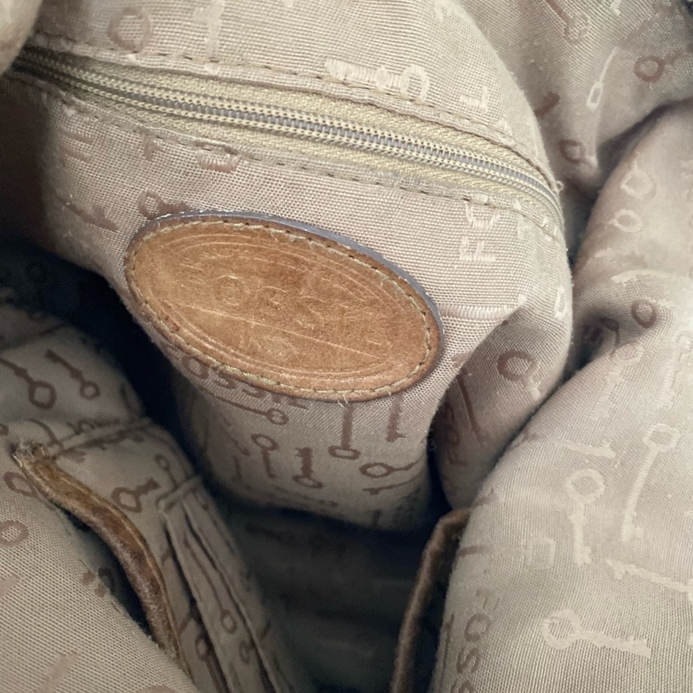 Fossil Crossbody Bag - Picture 7 of 10